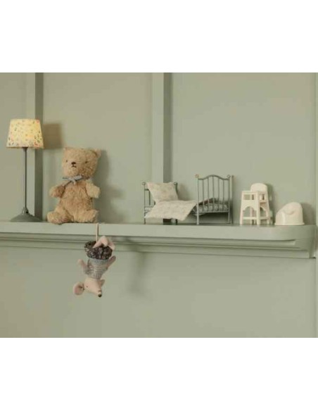 Lit Vintage Maileg Vert Menthe – Pour Souris | Accessoire Miniature Élégant
