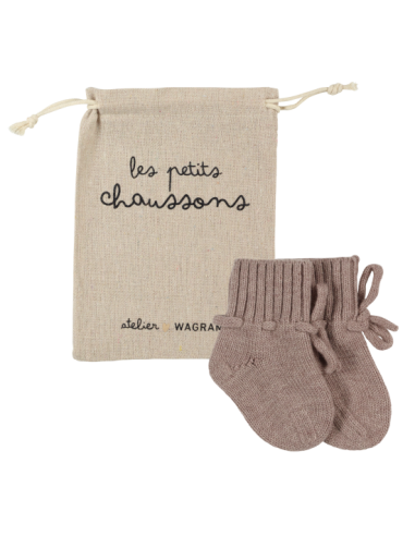 Les Petits Chaussons Gris – Laine mérinos bébé | Atelier Wagram