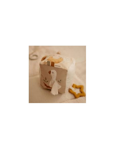 Cube d’Activités Newborn Naturals – Jouet éveil sensoriel pour bébé