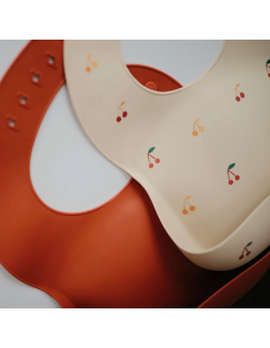 Bavoir en silicone cerises - Mushie