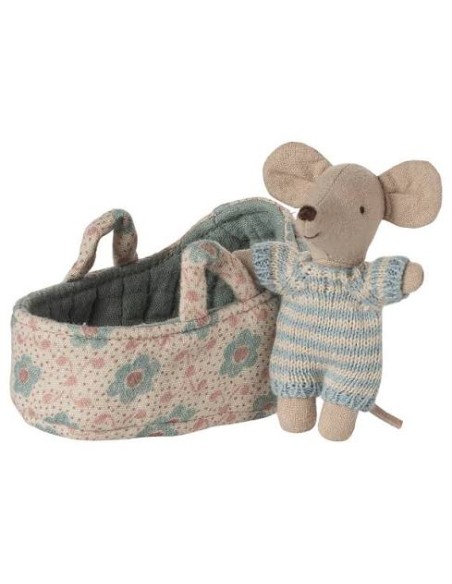 Bébé souris Maileg en couffin | Souris bébé avec combinaison tricotée